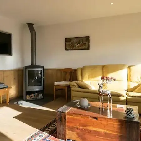 Flat In Montana Apartment *